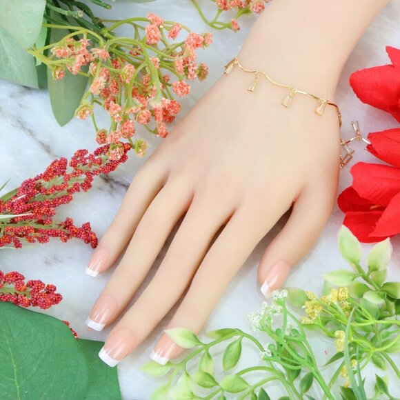 "New Beautiful Design Bracelet for Women/Girls, Gift, B810 - Picture 2 of 10